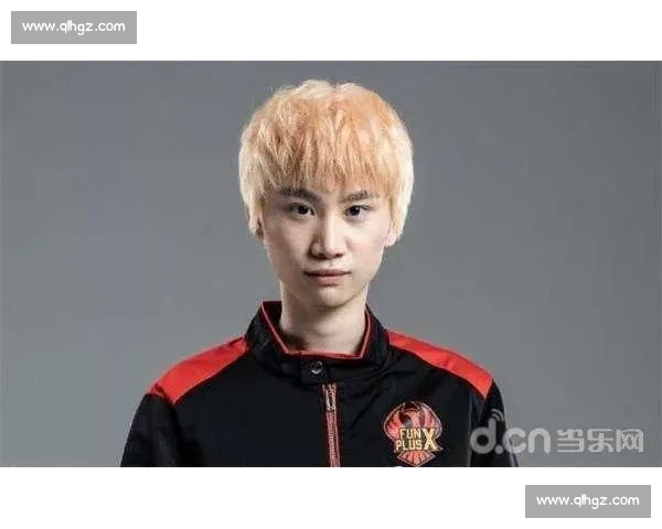穿越火线手游顶级比赛精彩集锦，高手对决瞬间决胜负